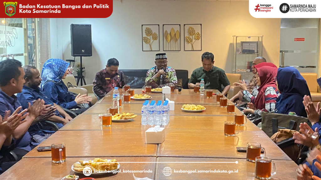 Kesbangpol kota Samarinda menerima kunjungan Kesbangpol Kabupaten Mimika, dalam rangka studi banding.