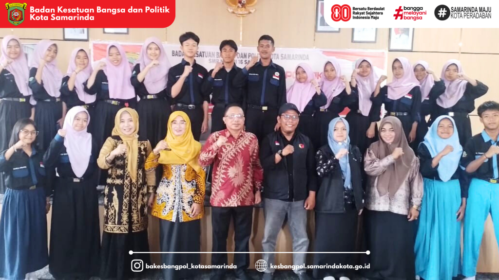 Badan Kesatuan Bangsa dan Politik Kota Samarinda Gelar Sosialisasi Pendidikan Politik Bertema “Pemimpin Muda, Pemimpin yang Berintegritas” di SMP Negeri 16 Samarinda